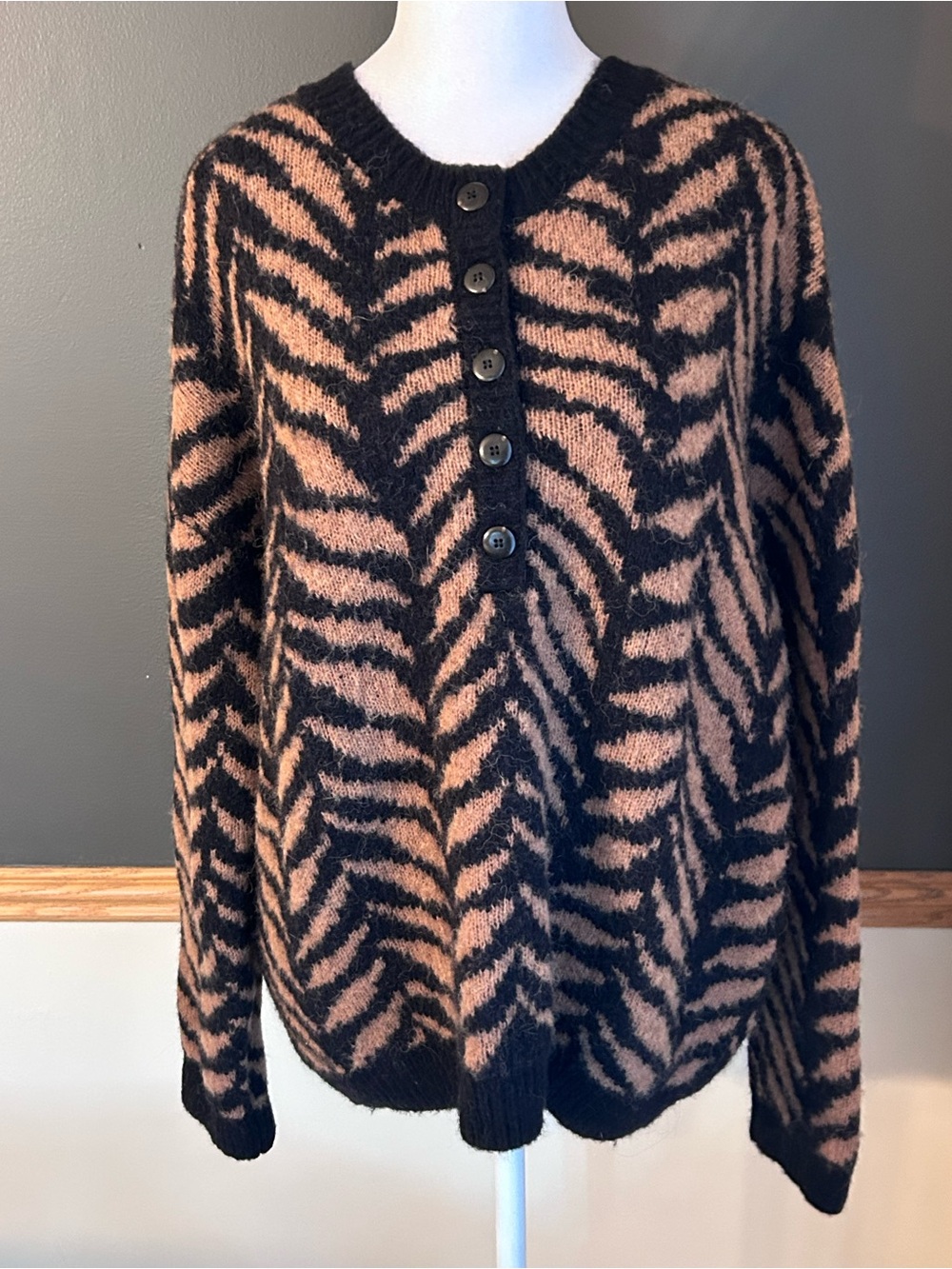 Sézane "Charlize" Jumper Pullover Sweater Black Brown Zebra Size Medium